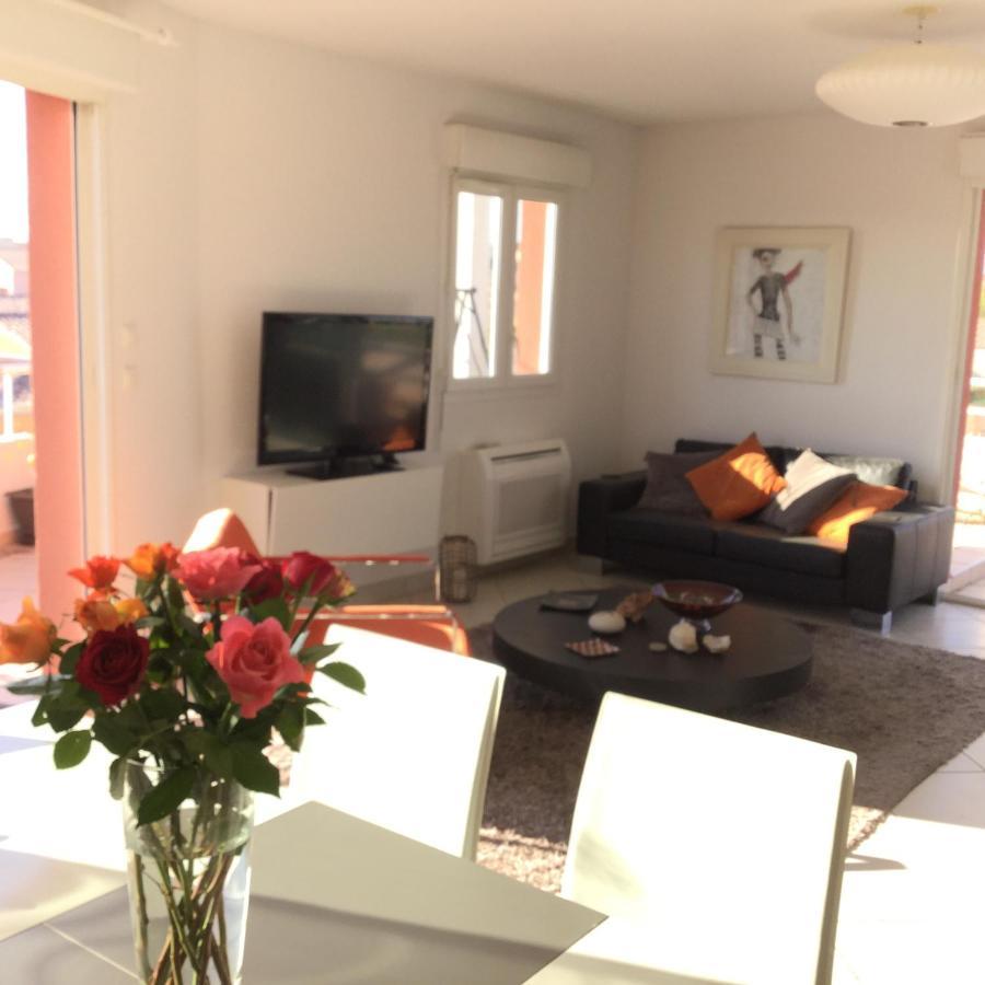Sea View Apartment Marseillan  Exterior photo